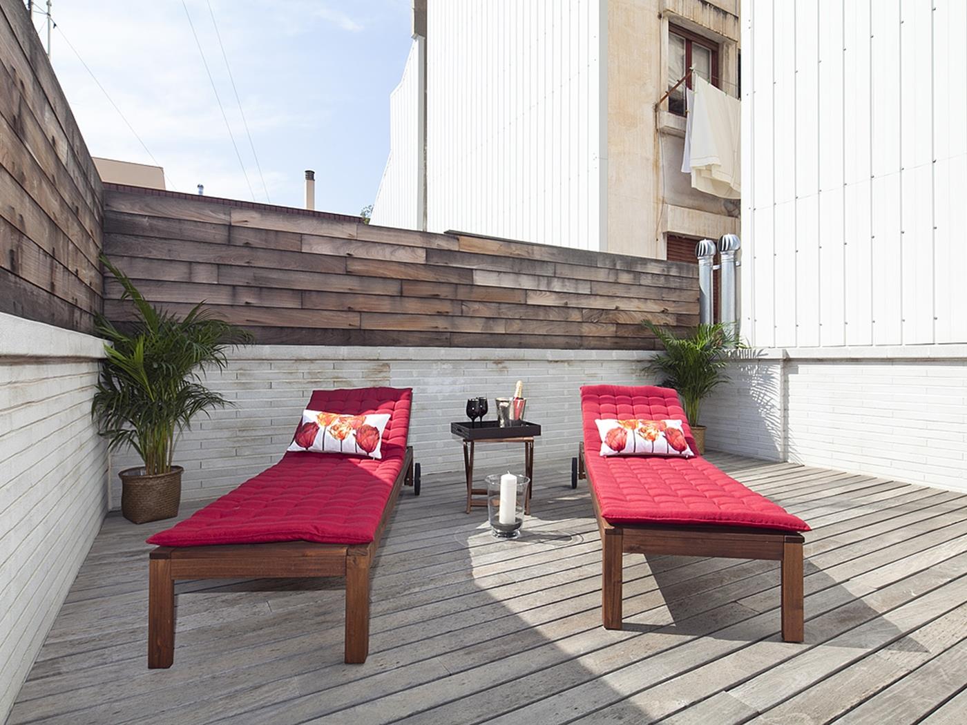 Dachwohnung für 8 Personen mit Terrasse und Schwimmbad in Gràcia - My Space Barcelona Appartementen
