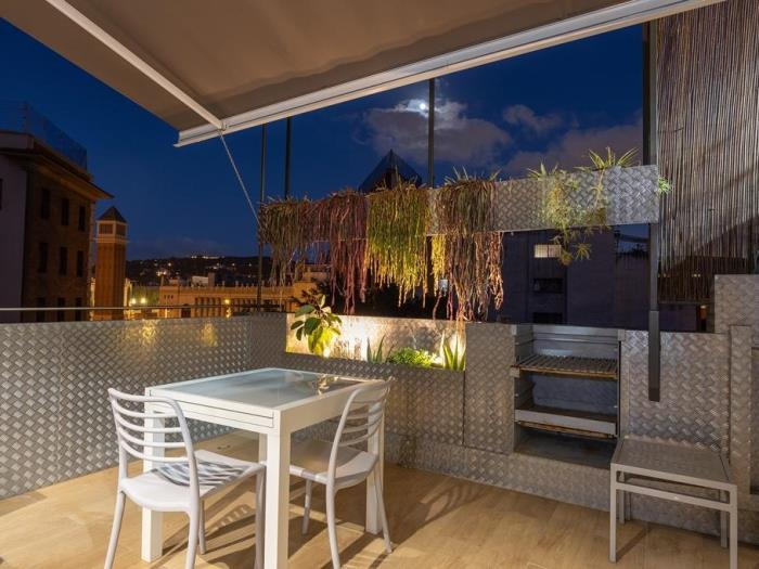 Helle, bezugsfertige Wohnung mit Terrasse in Plaza España - My Space Barcelona Appartementen