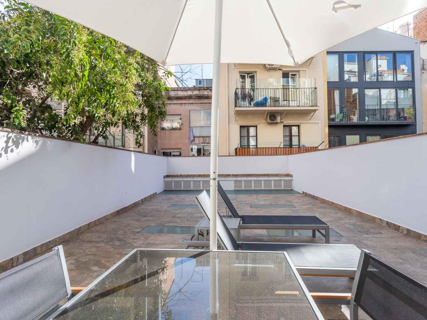 Schönes Apartment mit großer privater Terrasse in Sant Gervasy zur monatlichen A - My Space Barcelona Appartementen