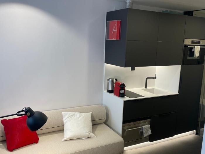 Modernes Studio-Loft mit Stadtblick, Dachpool und Smart TV - My Space Madrid Appartementen