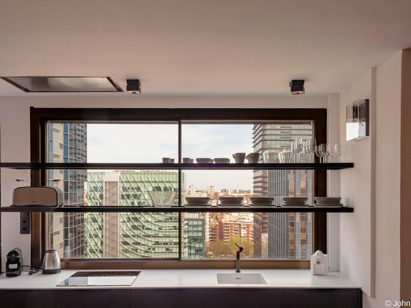 Chic Studio Loft mit Stadtblick und Dachpool - My Space Madrid Appartementen