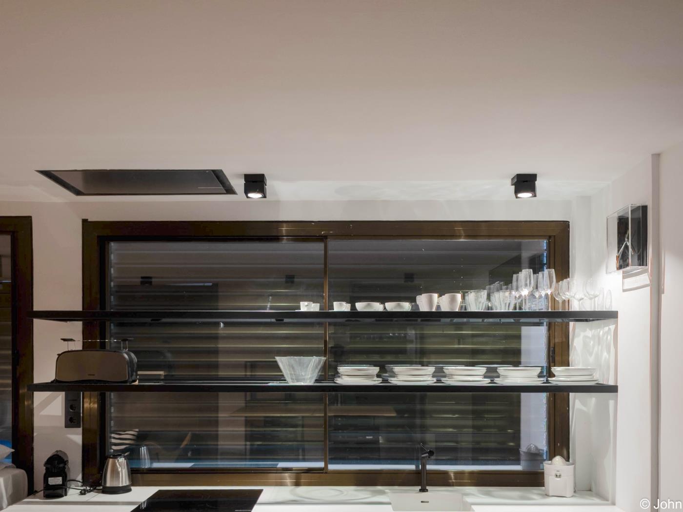 Chic Studio Loft mit Stadtblick und Dachpool - My Space Madrid Appartementen
