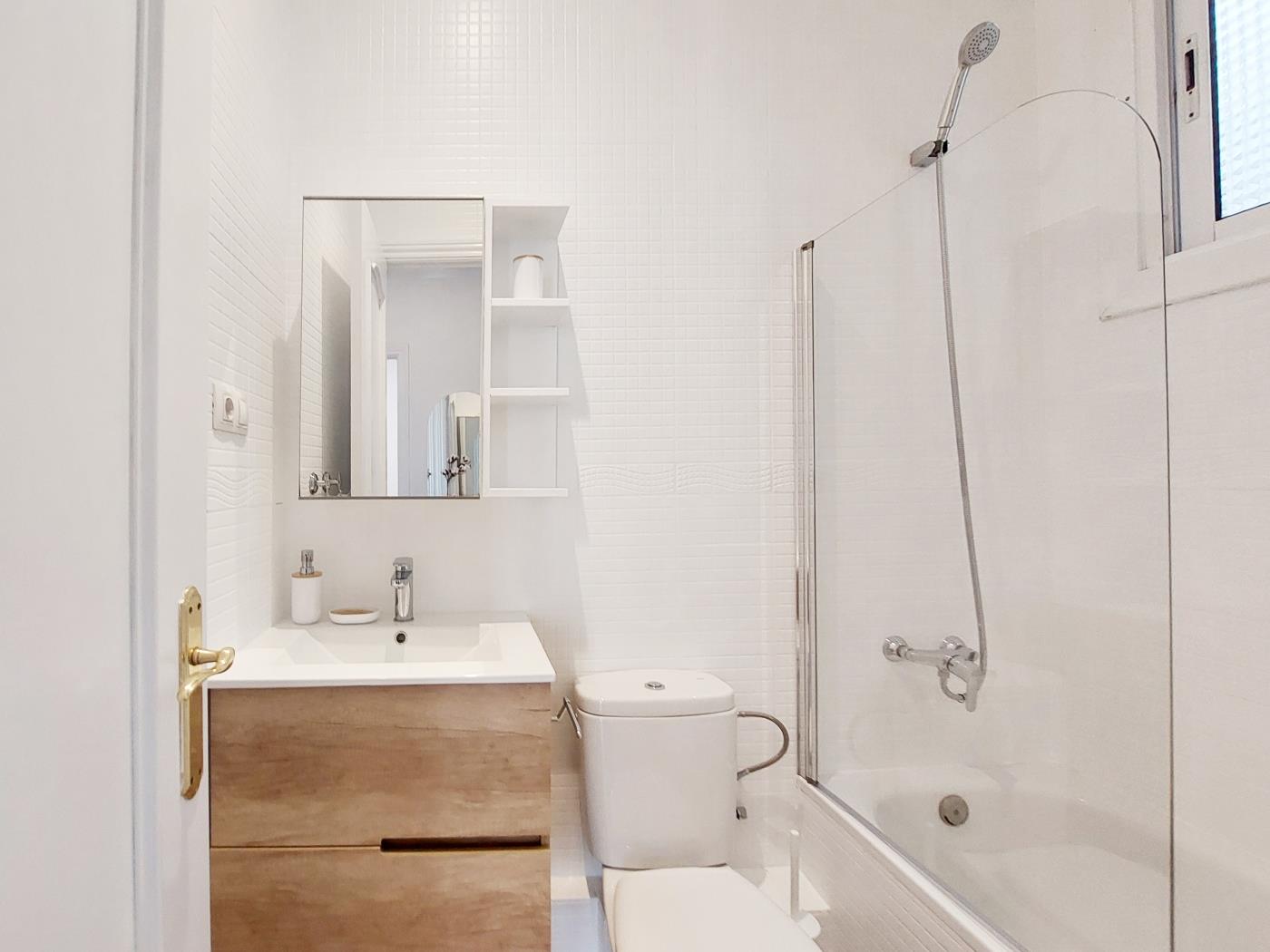 Helle 2-Zimmer-Wohnung mit Balkon - My Space Barcelona Appartementen