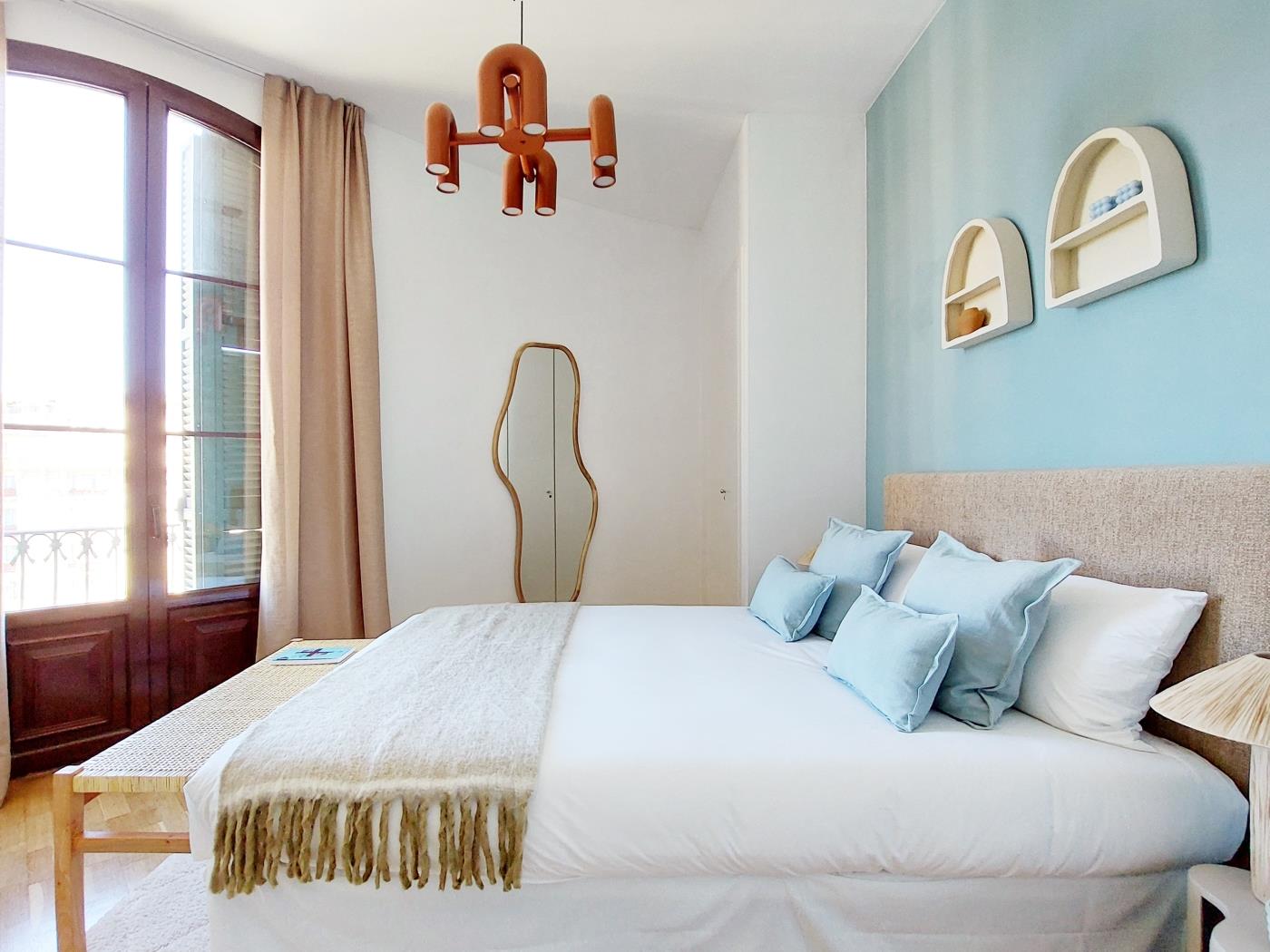 Helle 2-Zimmer-Wohnung neben dem Hotel Palace – Innenstadt BarcA - My Space Barcelona Appartementen