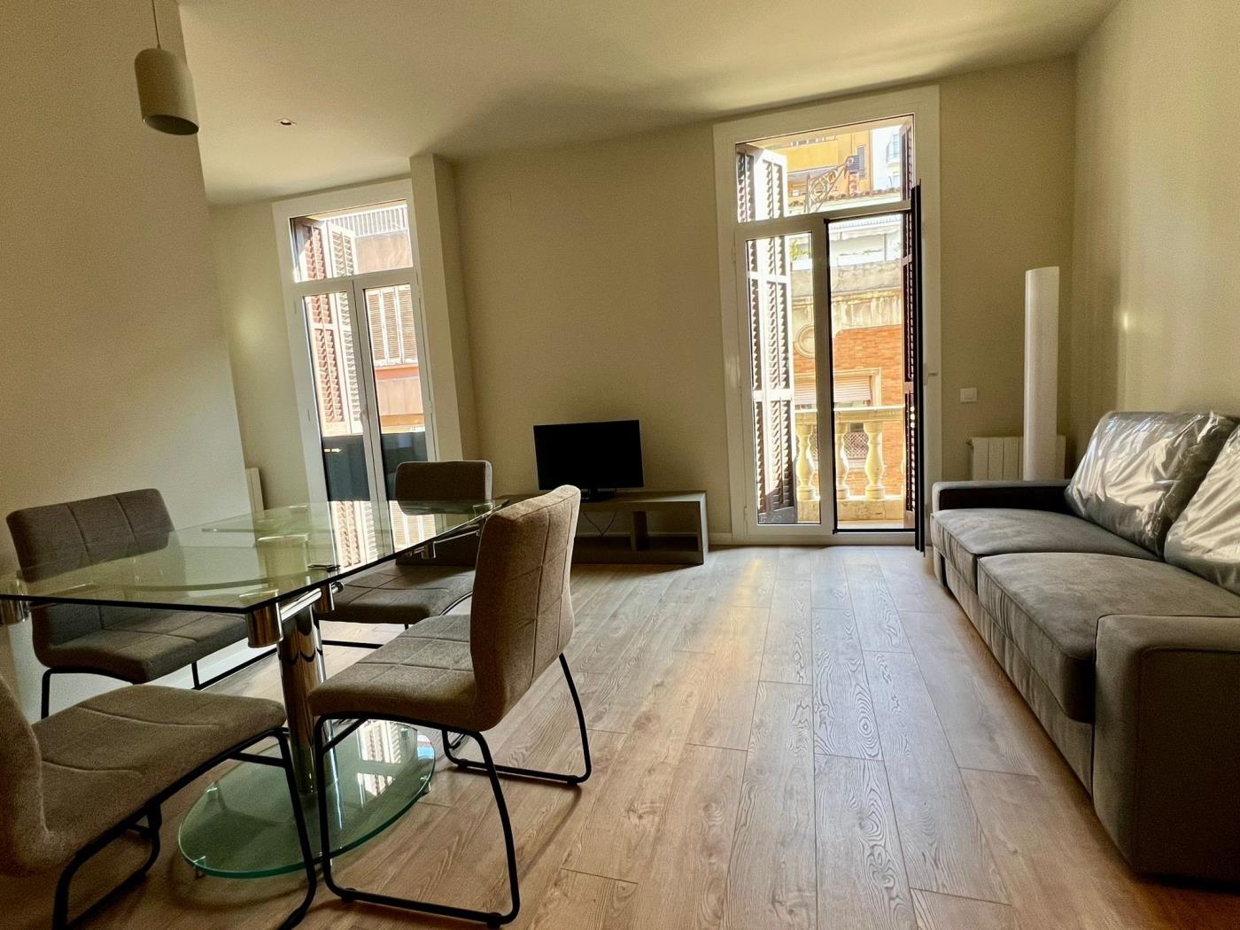Helles renoviertes Loft mit Balkon in Wohngegend - My Space Barcelona Appartementen